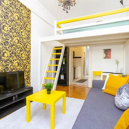 Cozy Gallery Loft In Garam Street By Nw